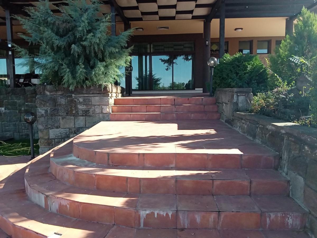 Park Hotel Stratesh Lovech Exterior photo