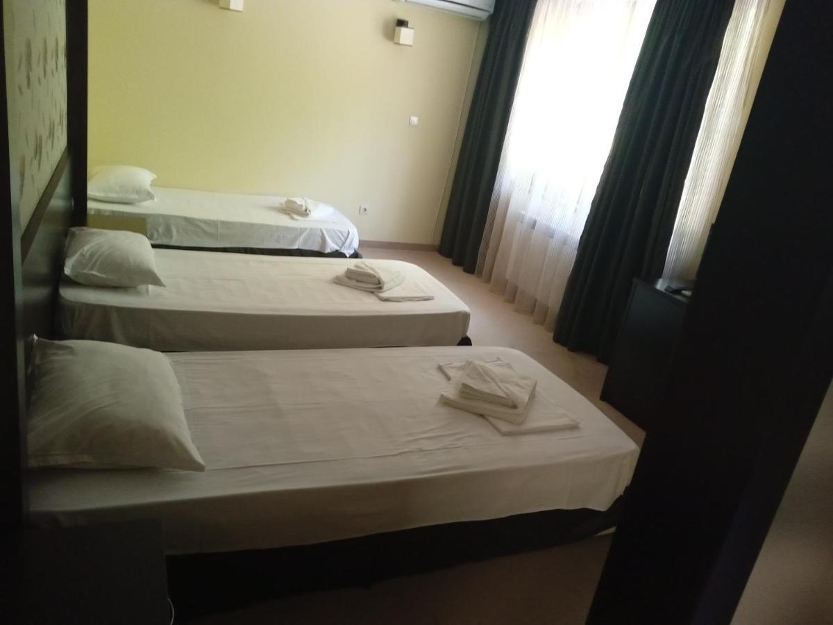 Park Hotel Stratesh Lovech Exterior photo